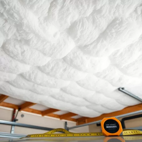 Czym Ocieplić Sufit W Garażu