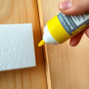 Jak przykleić styropian do drewna