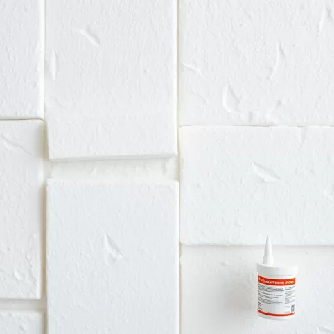 jak przykleić styropian do ściany wewnętrzne