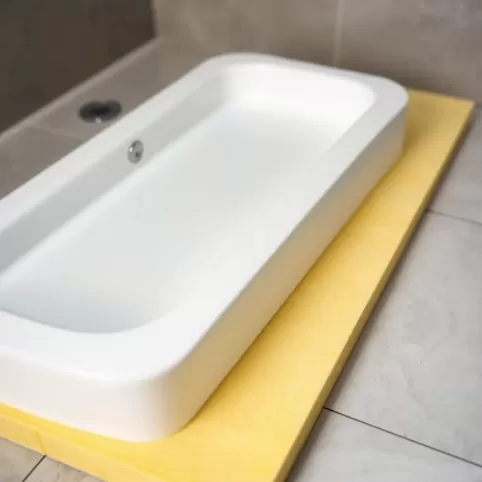 Jaki styropian pod brodzik