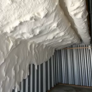 Pianką Do Ocieplenia Garażu Blaszanego