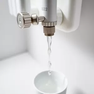 Jak spuścić wodę z grzejnika łazienkowego